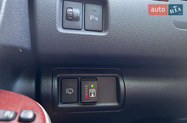 Седан Toyota Camry 2012 в 