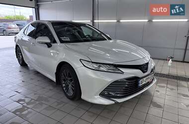 Седан Toyota Camry 2019 в Запоріжжі