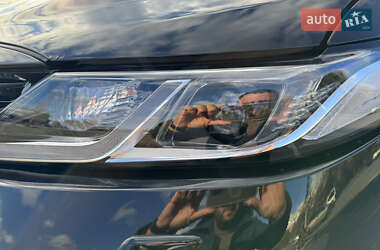 Седан Toyota Camry 2017 в 