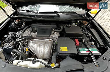 Седан Toyota Camry 2012 в 