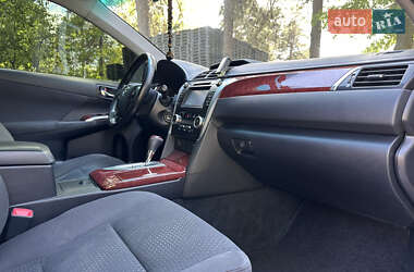 Седан Toyota Camry 2014 в 