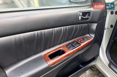 Седан Toyota Camry 2005 в 