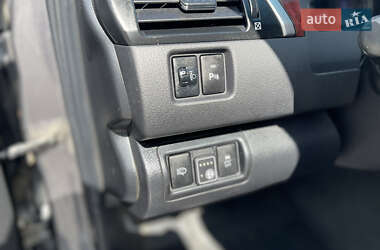 Седан Toyota Camry 2013 в 