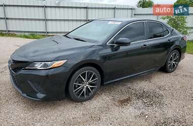 Toyota Camry 2017