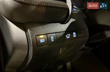 Седан Toyota Camry 2019 в 