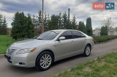 Седан Toyota Camry 2007 в Умани