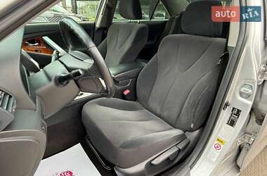 Седан Toyota Camry 2010 в 