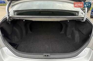 Седан Toyota Camry 2010 в 
