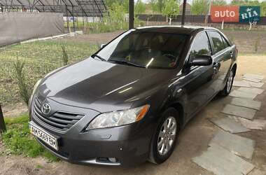 Седан Toyota Camry 2008 в Житомирі