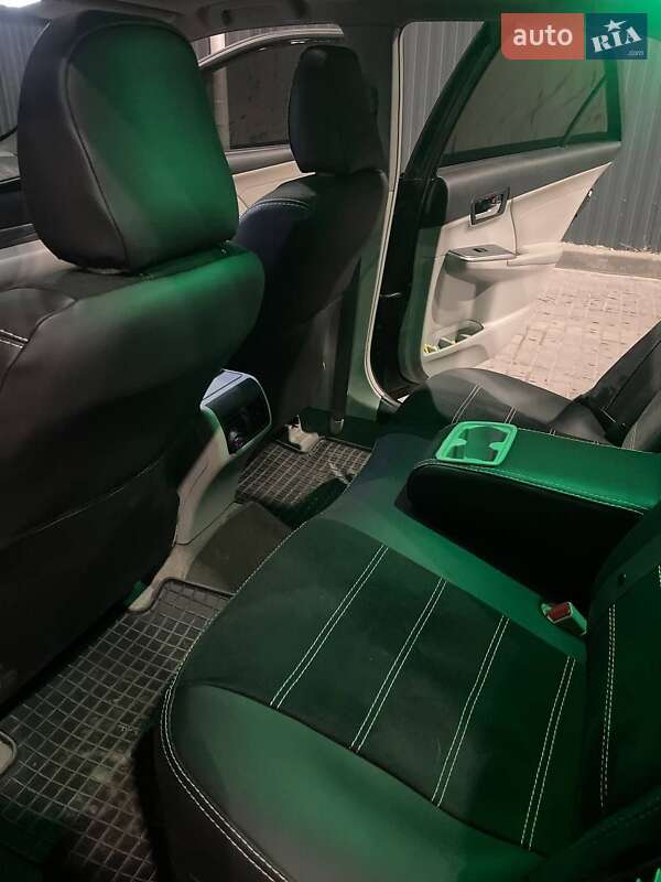Седан Toyota Camry 2013 в Дніпрі