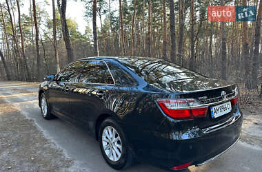 Седан Toyota Camry 2016 в 