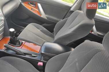 Седан Toyota Camry 2007 в 