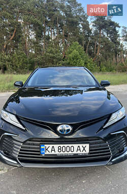 Седан Toyota Camry 2022 в 