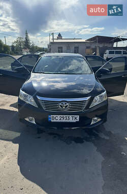 Седан Toyota Camry 2012 в 