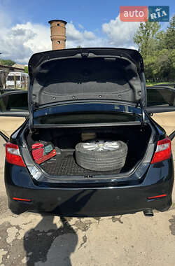 Седан Toyota Camry 2012 в 