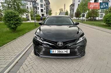 Седан Toyota Camry 2020 в 