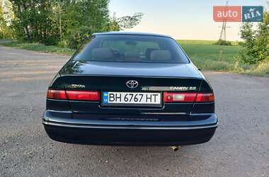 Седан Toyota Camry 1997 в 