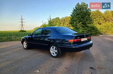 Седан Toyota Camry 1997 в 