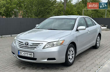 Седан Toyota Camry 2007 в Львові