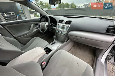 Седан Toyota Camry 2007 в 