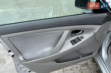 Седан Toyota Camry 2007 в 