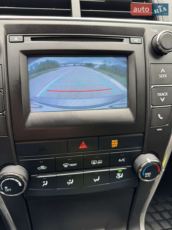 Седан Toyota Camry 2015 в Тернополі