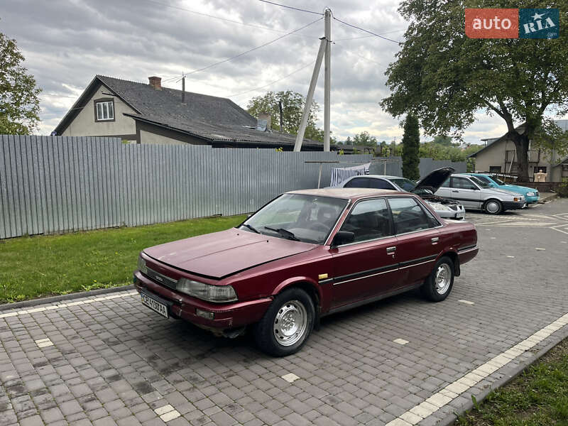 Toyota Camry 1988