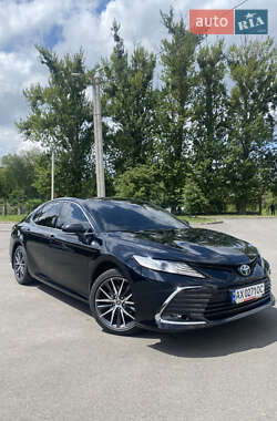 Седан Toyota Camry 2021 в Харкові