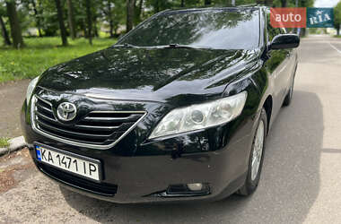 Седан Toyota Camry 2008 в Черновцах