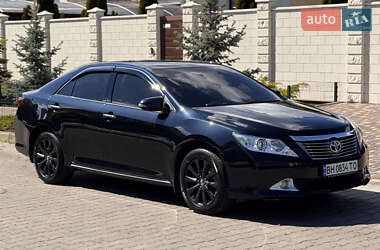 Седан Toyota Camry 2013 в 