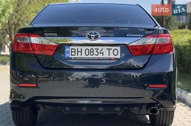 Седан Toyota Camry 2013 в 