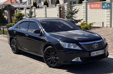 Седан Toyota Camry 2013 в 