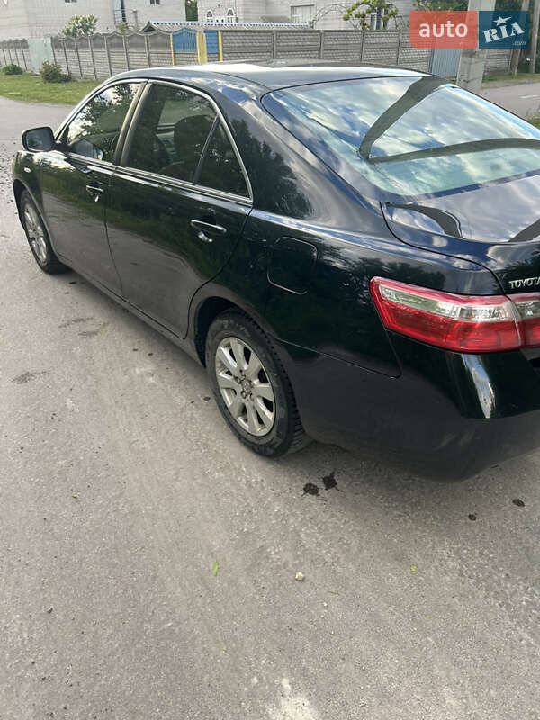 Седан Toyota Camry 2008 в Броварах