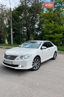 Седан Toyota Camry 2012 в Запоріжжі