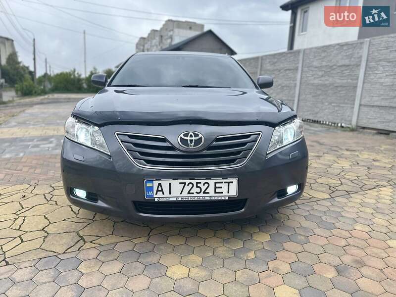 Седан Toyota Camry 2007 в Білій Церкві