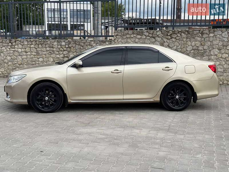 Седан Toyota Camry 2012 в Тернополі фото 3 Седан Toyota Camry 2012 в Тернополі
