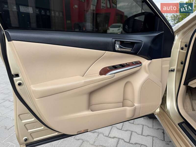 Седан Toyota Camry 2012 в Тернополі фото 17 Седан Toyota Camry 2012 в Тернополі
