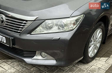 Седан Toyota Camry 2012 в 
