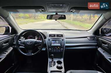Седан Toyota Camry 2015 в 