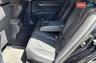 Седан Toyota Camry 2024 в 