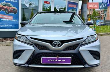Седан Toyota Camry 2018 в 