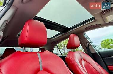 Седан Toyota Camry 2018 в 
