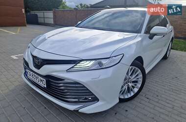 Седан Toyota Camry 2020 в Вінниці