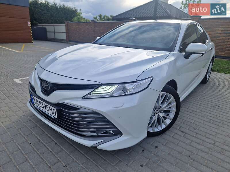 Toyota Camry 2020