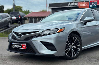 Седан Toyota Camry 2018 в 