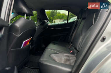 Седан Toyota Camry 2018 в 