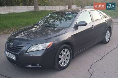 Седан Toyota Camry 2006 в Синельниковому