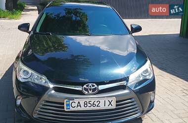 Седан Toyota Camry 2016 в Кропивницком
