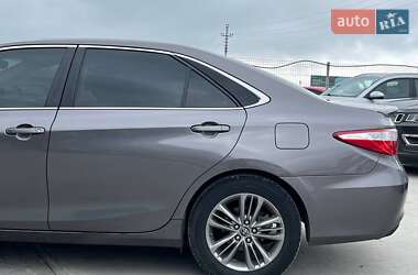 Седан Toyota Camry 2016 в 