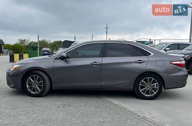 Седан Toyota Camry 2016 в 